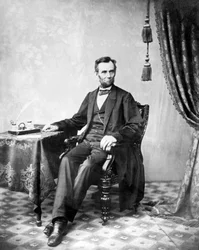 Abraham Lincoln posa nella nuova galleria di Gardner